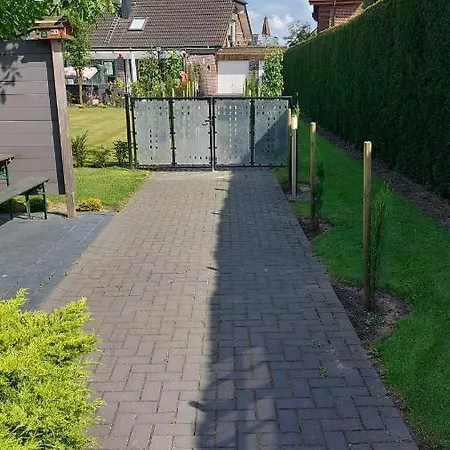 Campingplatz Urlaub Machen Im Großen Garten Direkt Am Kinderparadis Irrland