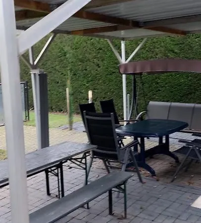 Urlaub Machen Im Großen Garten Direkt Am Kinderparadis Irrland * Kevelaer