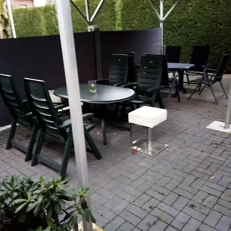 Campingplatz Urlaub Machen Im Großen Garten Direkt Am Kinderparadis Irrland *