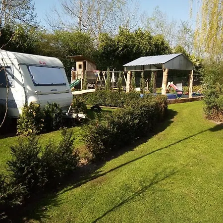 Urlaub Machen Direkt Am Irland Kinderparadies In Twisteden Im Grossen Garten Bei Privatleute Fur Maximal Sechs Personen Campsite *